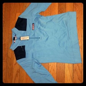 vineyard vines blue sweatshirt